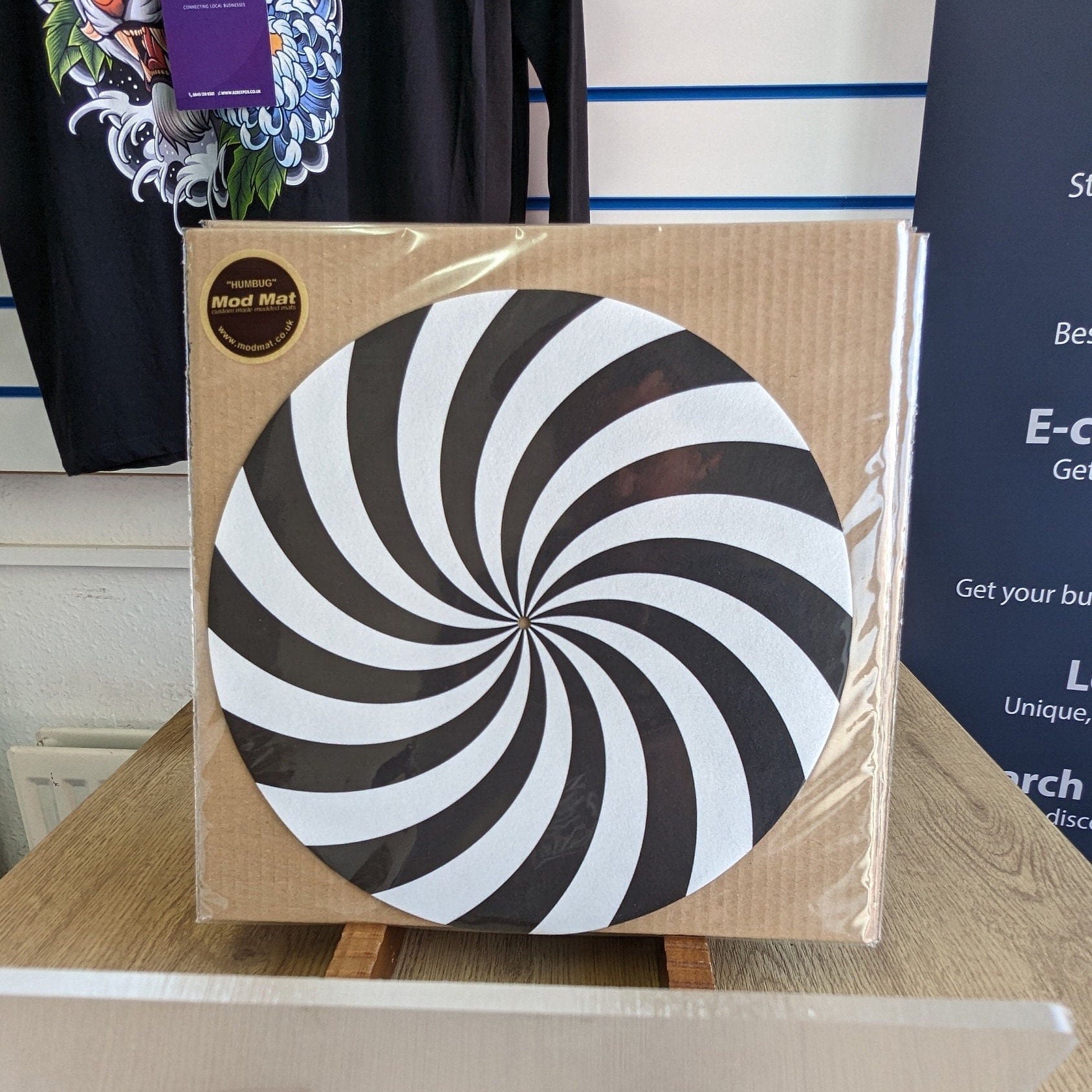 Humbug Spiral Slipmat – Twisted Style Meets Deck Control