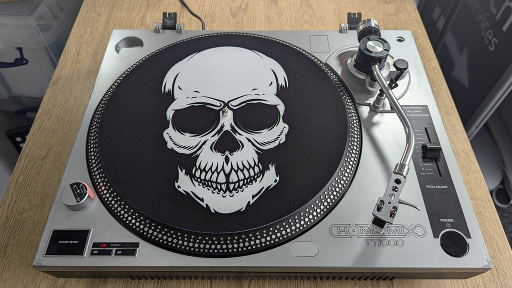 Skull Slipmat – 7"/12" Vinyl Turntable Mat