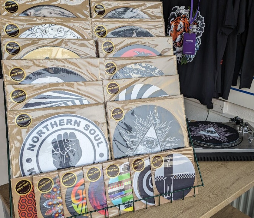 Humbug Spiral Slipmat – Twisted Style Meets Deck Control