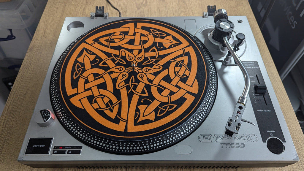 Celtic Knot Slipmat – 7"/12" Vinyl Turntable Mat